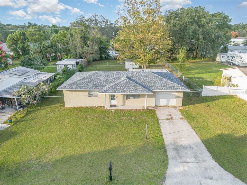 For Sale: $230,000 (2 beds, 2 baths, 832 Square Feet)