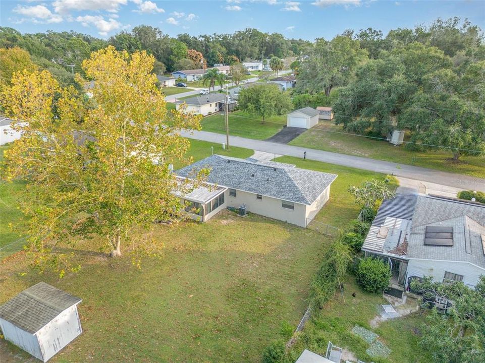 For Sale: $230,000 (2 beds, 2 baths, 832 Square Feet)