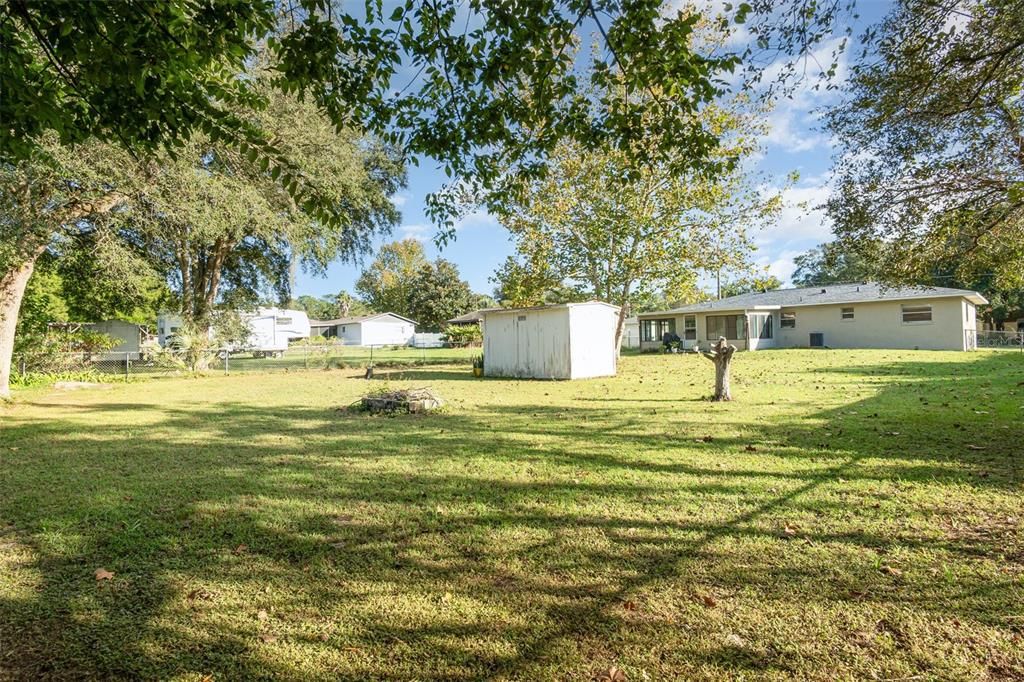 For Sale: $230,000 (2 beds, 2 baths, 832 Square Feet)