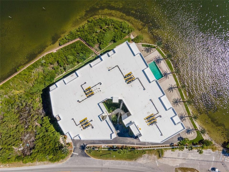 En Venta: $544,900 (2 camas, 2 baños, 1384 Pies cuadrados)