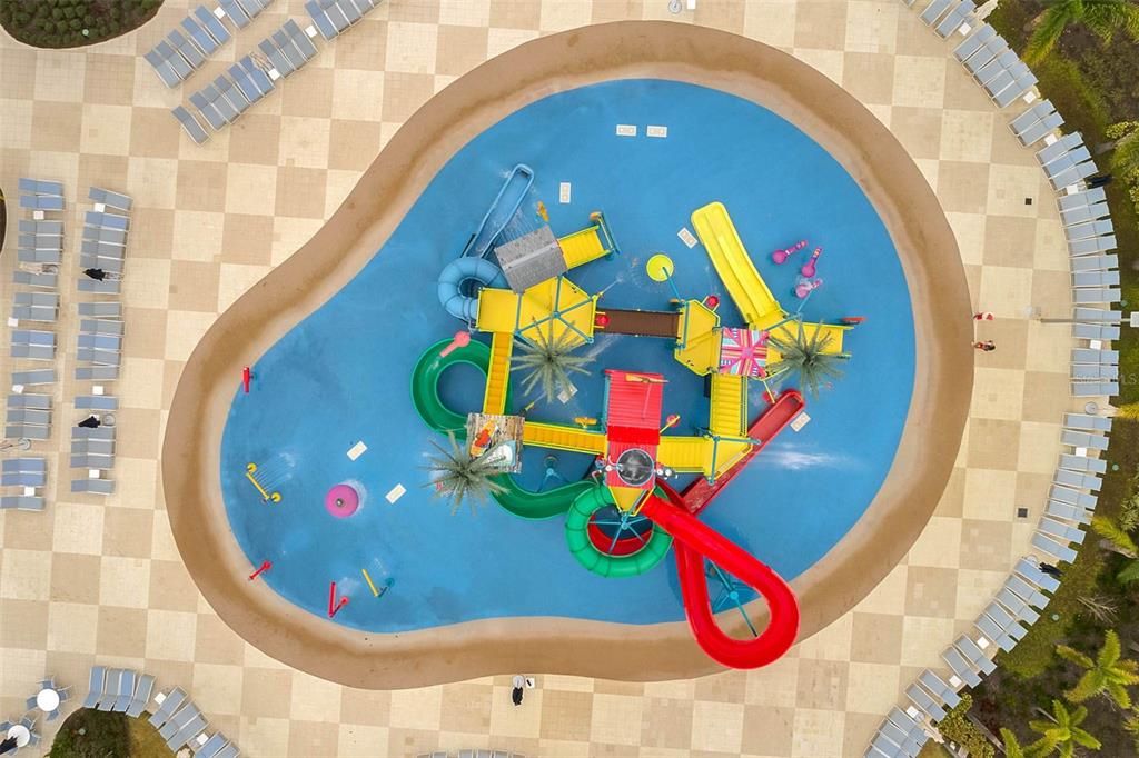 Active With Contract: $499,999 (5 beds, 5 baths, 2570 Square Feet)