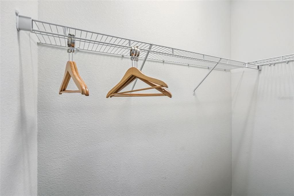 Active With Contract: $499,999 (5 beds, 5 baths, 2570 Square Feet)