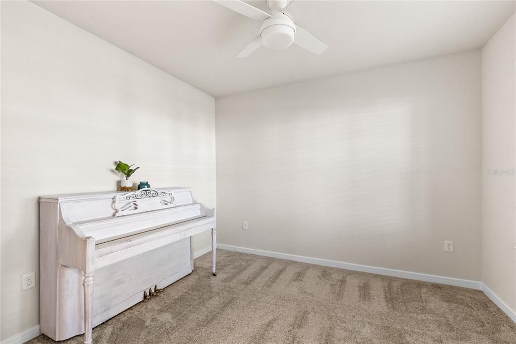 For Sale: $475,000 (4 beds, 3 baths, 2482 Square Feet)