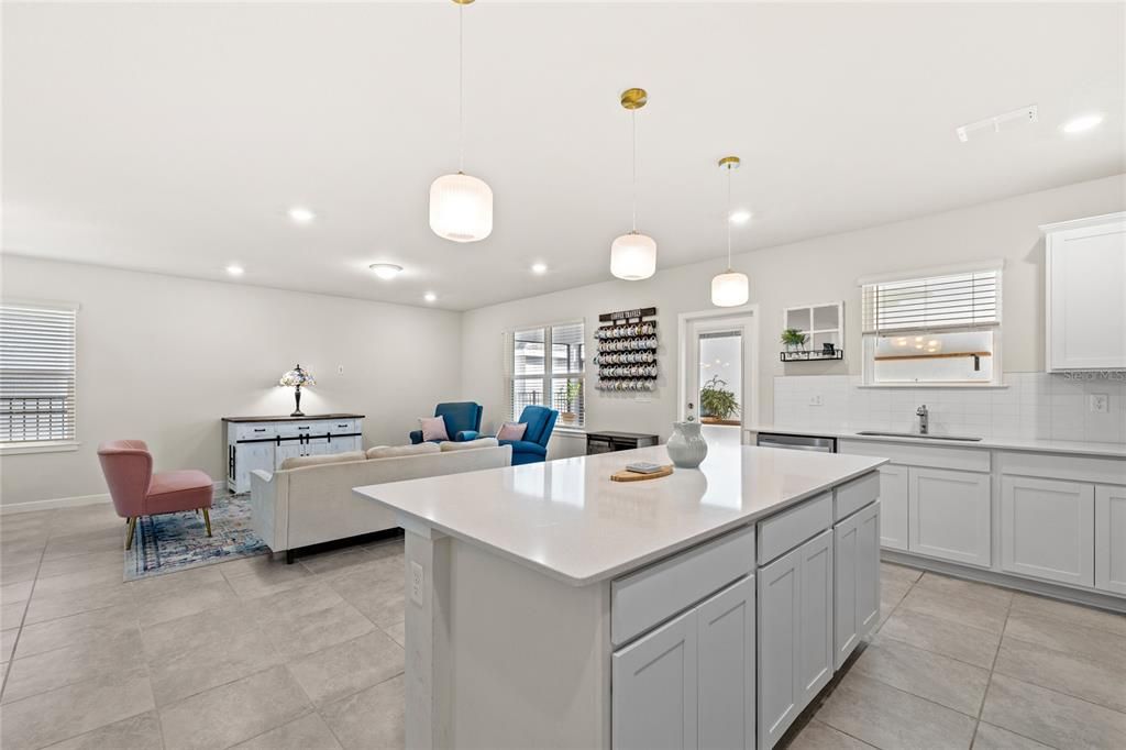 For Sale: $475,000 (4 beds, 3 baths, 2482 Square Feet)