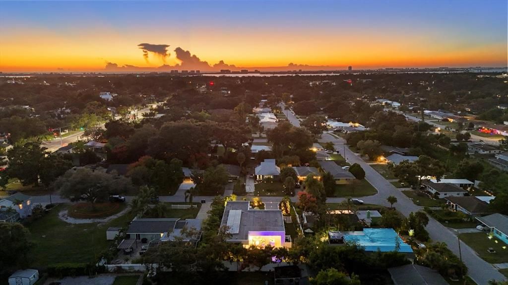 На продажу: $1,650,000 (3 спален, 2 ванн, 2282 Квадратных фут)