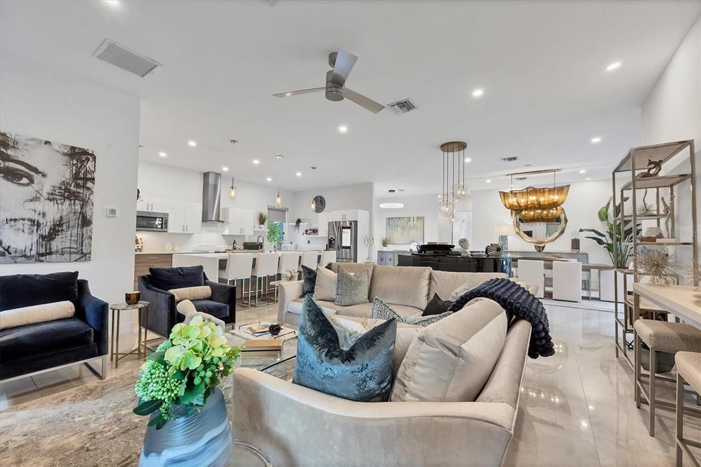 На продажу: $1,650,000 (3 спален, 2 ванн, 2282 Квадратных фут)