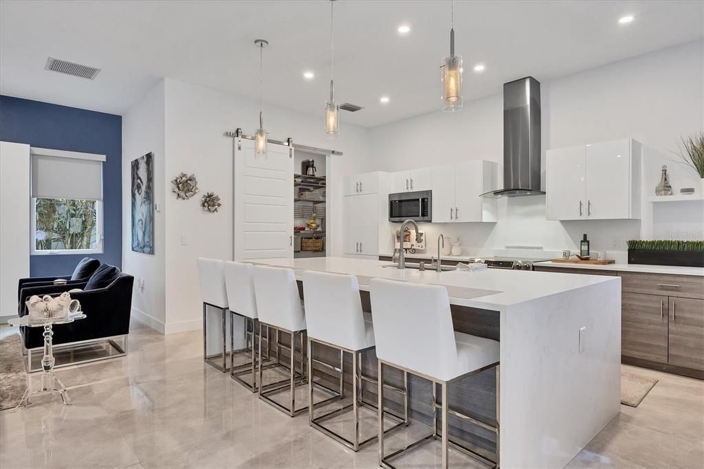 На продажу: $1,650,000 (3 спален, 2 ванн, 2282 Квадратных фут)