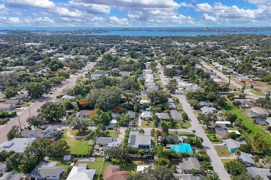 На продажу: $1,650,000 (3 спален, 2 ванн, 2282 Квадратных фут)