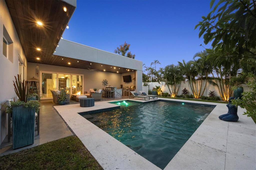 На продажу: $1,650,000 (3 спален, 2 ванн, 2282 Квадратных фут)