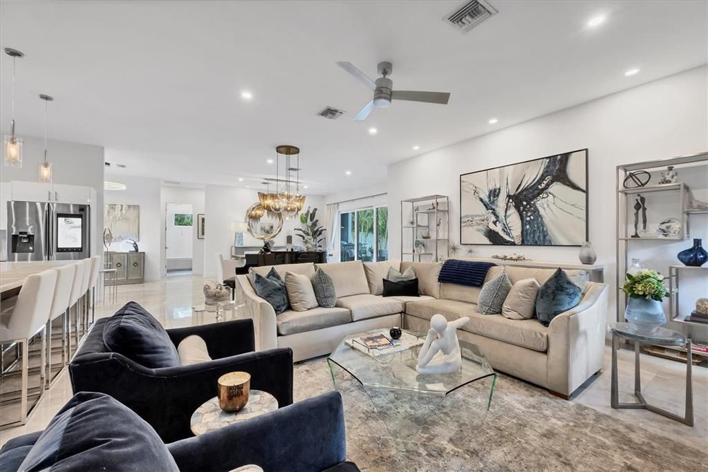 На продажу: $1,650,000 (3 спален, 2 ванн, 2282 Квадратных фут)