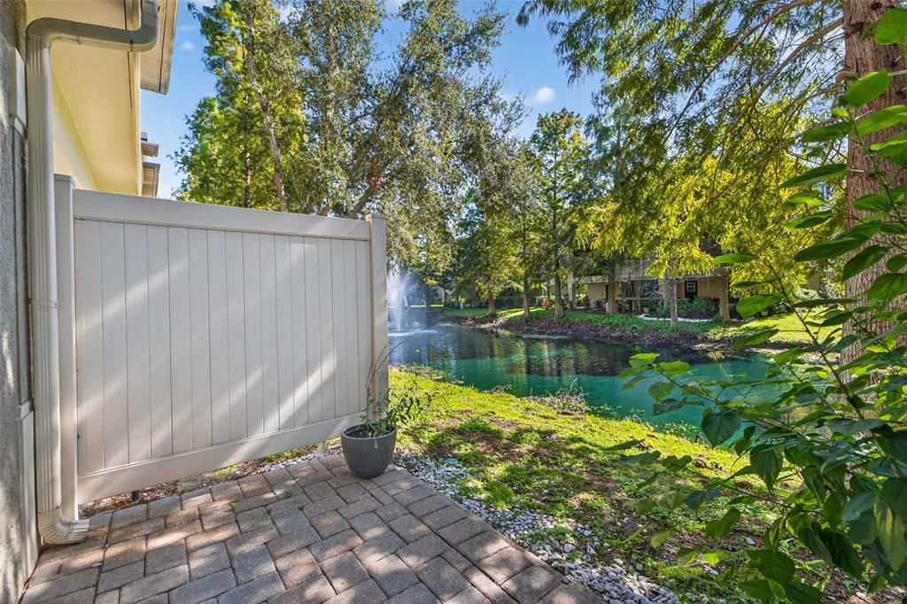 For Sale: $379,000 (2 beds, 2 baths, 1724 Square Feet)