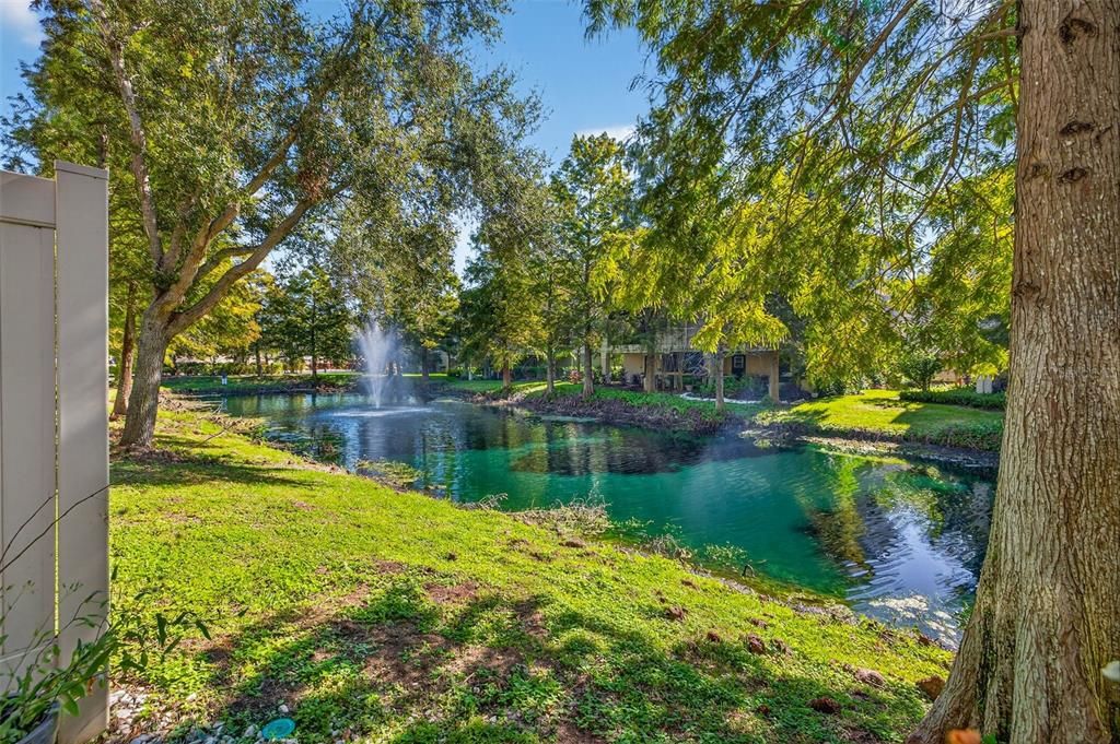 For Sale: $379,000 (2 beds, 2 baths, 1724 Square Feet)