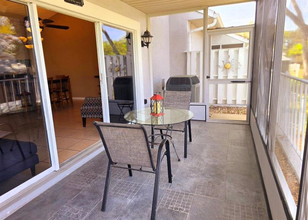 For Sale: $205,000 (2 beds, 2 baths, 1269 Square Feet)