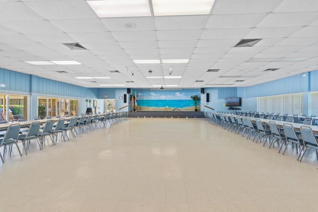 For Sale: $160,000 (2 beds, 2 baths, 1000 Square Feet)