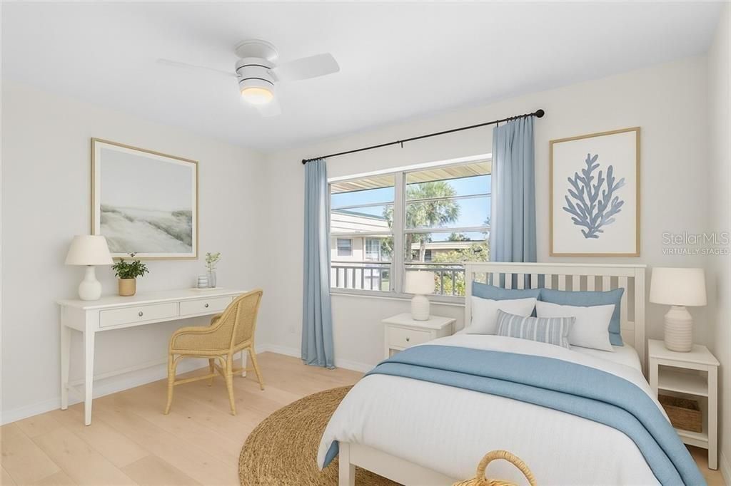 For Sale: $160,000 (2 beds, 2 baths, 1000 Square Feet)