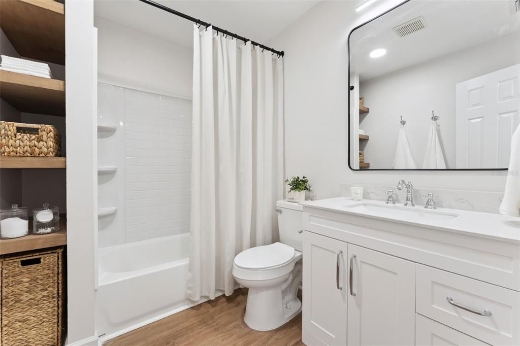 待售: $569,990 (4 贝兹, 2 浴室, 1893 平方英尺)