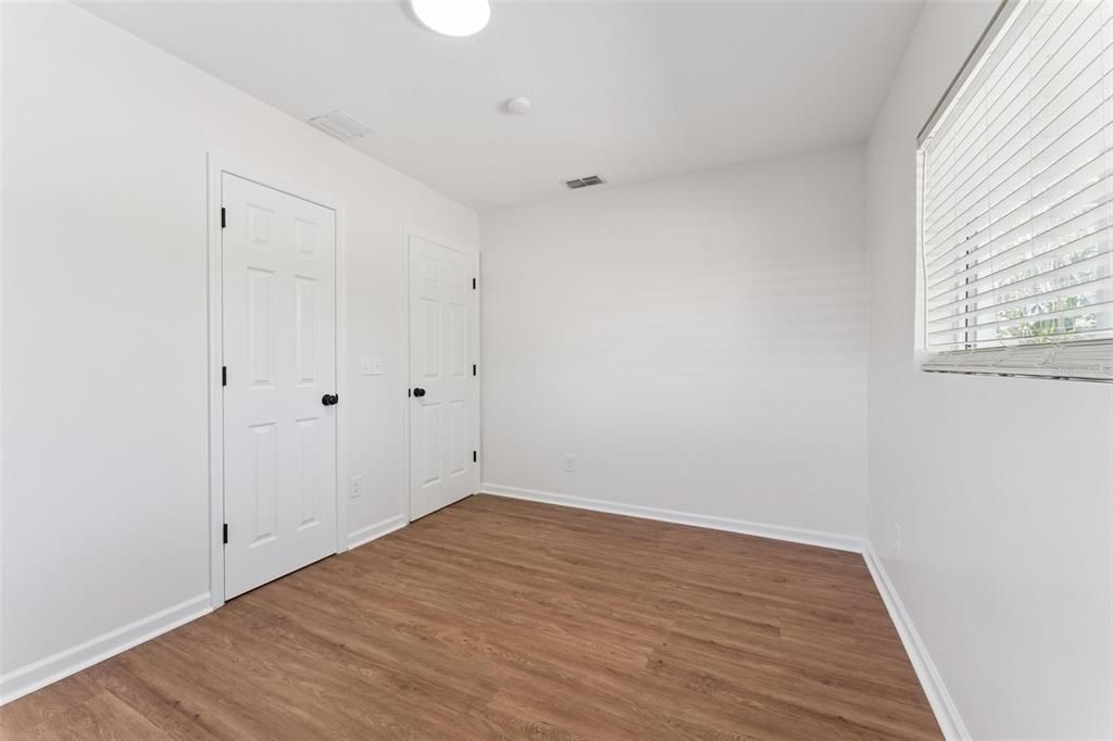 待售: $569,990 (4 贝兹, 2 浴室, 1893 平方英尺)