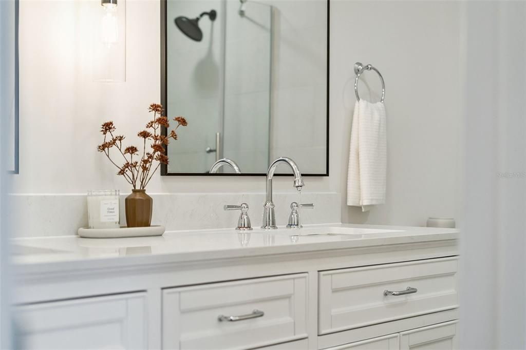 待售: $569,990 (4 贝兹, 2 浴室, 1893 平方英尺)