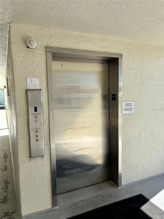 En Renta: $2,500 (2 camas, 2 baños, 1000 Pies cuadrados)