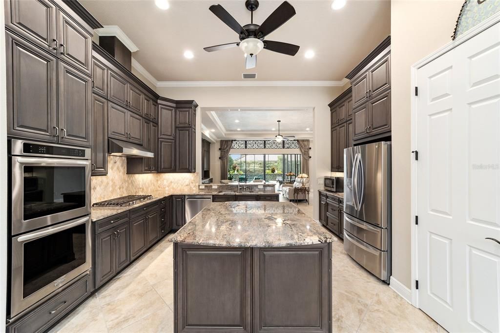 待售: $989,900 (3 贝兹, 3 浴室, 3100 平方英尺)