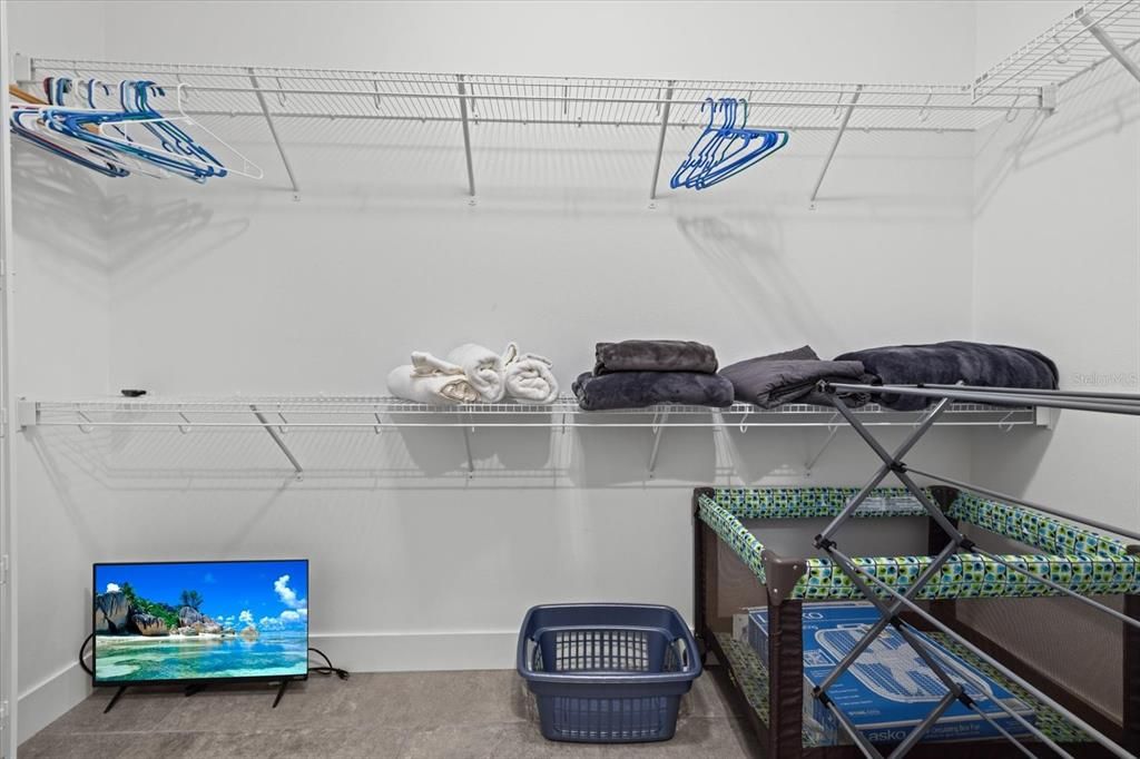 出租: $4,000 (3 贝兹, 2 浴室, 1759 平方英尺)