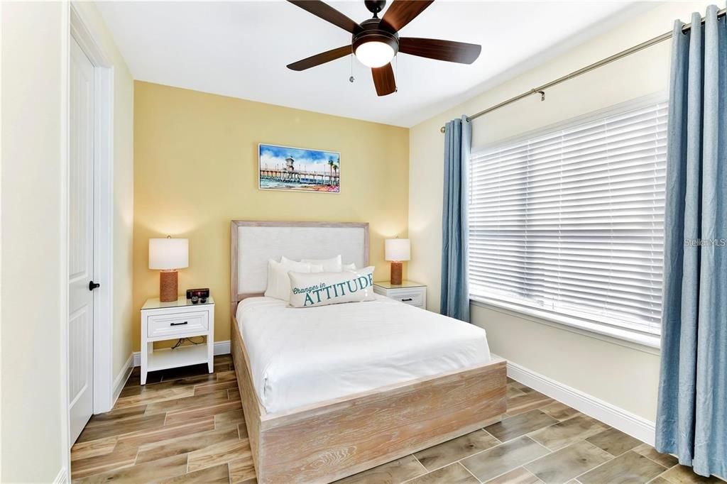 В аренду: $3,000 (3 спален, 3 ванн, 1550 Квадратных фут)