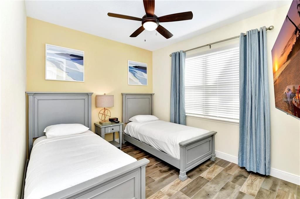 В аренду: $3,000 (3 спален, 3 ванн, 1550 Квадратных фут)