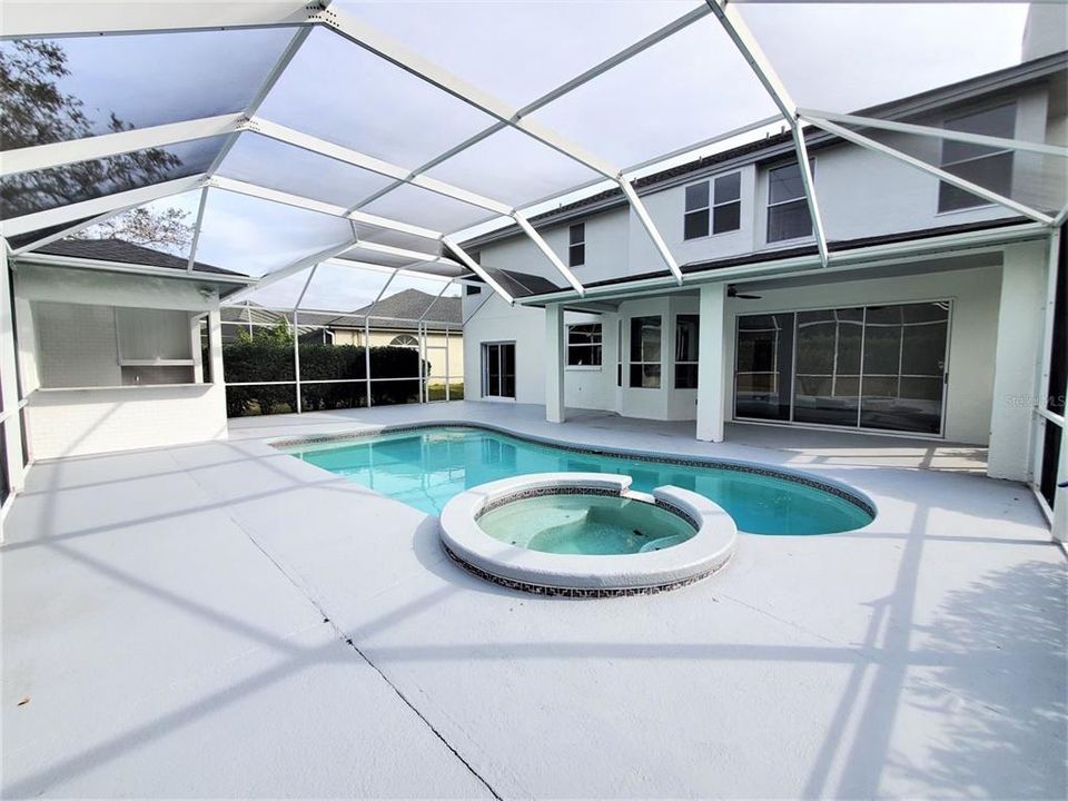 En Venta: $669,900 (5 camas, 3 baños, 2455 Pies cuadrados)