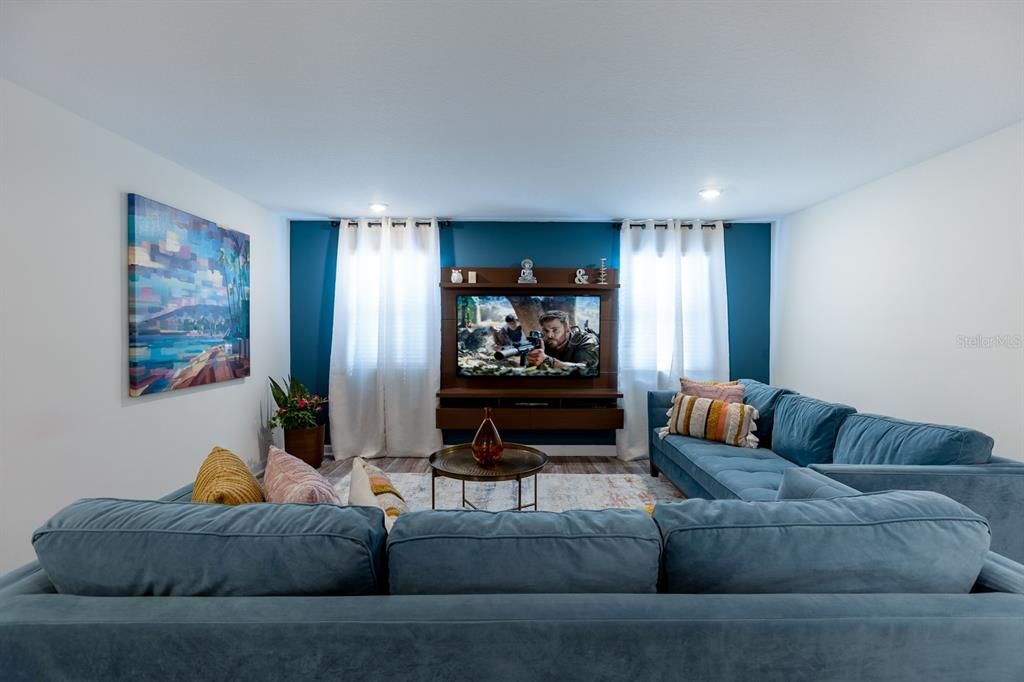 En Venta: $869,000 (6 camas, 6 baños, 3760 Pies cuadrados)