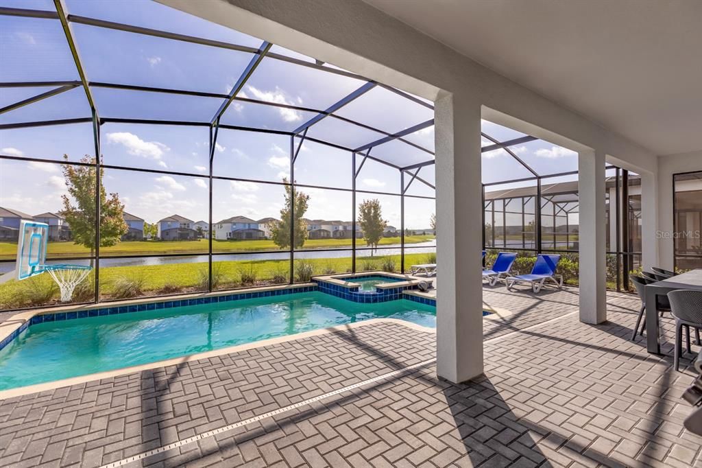 En Venta: $869,000 (6 camas, 6 baños, 3760 Pies cuadrados)