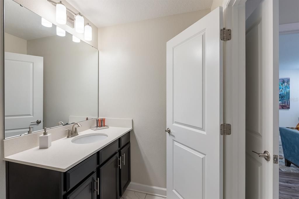 En Venta: $869,000 (6 camas, 6 baños, 3760 Pies cuadrados)