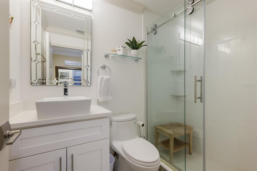 Active With Contract: $187,000 (2 beds, 2 baths, 1326 Square Feet)