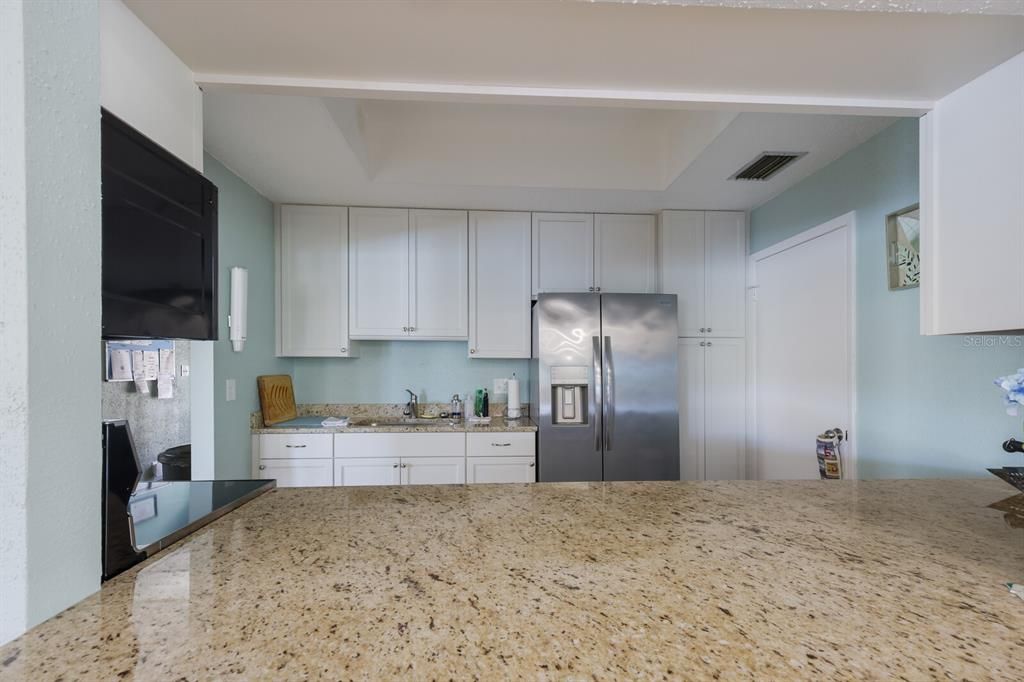 Active With Contract: $187,000 (2 beds, 2 baths, 1326 Square Feet)