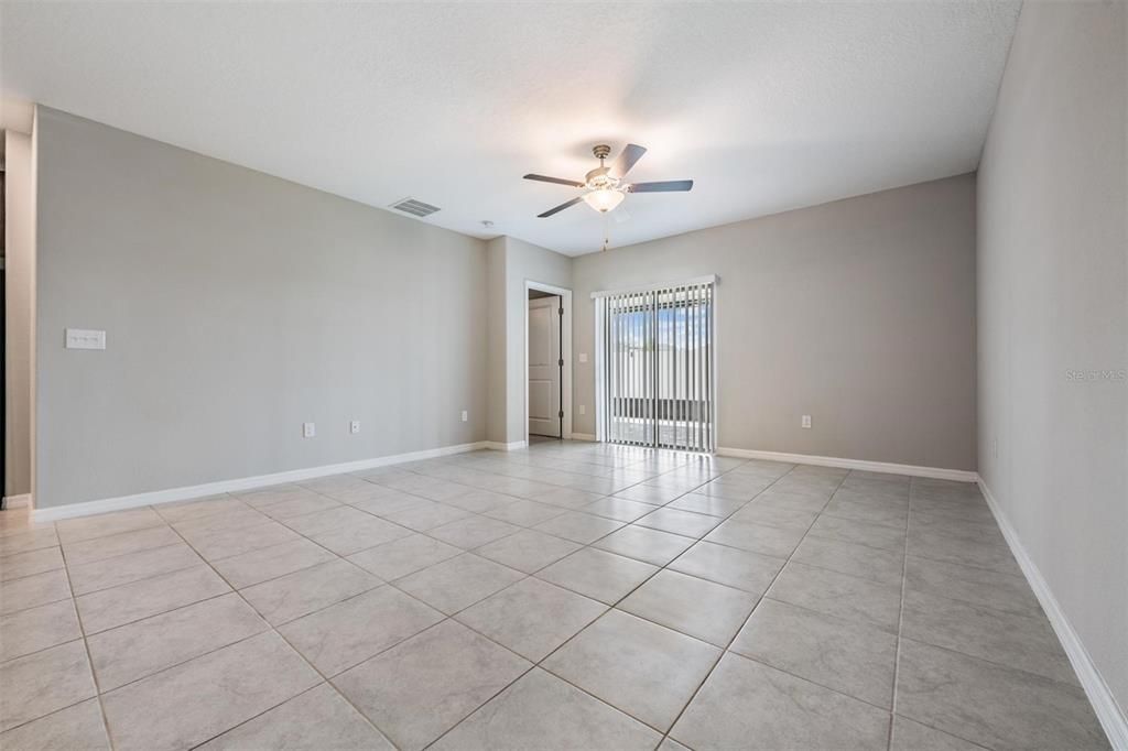 Active With Contract: $2,950 (5 beds, 2 baths, 2415 Square Feet)