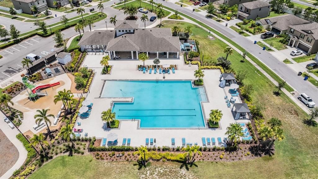 Active With Contract: $2,950 (5 beds, 2 baths, 2415 Square Feet)