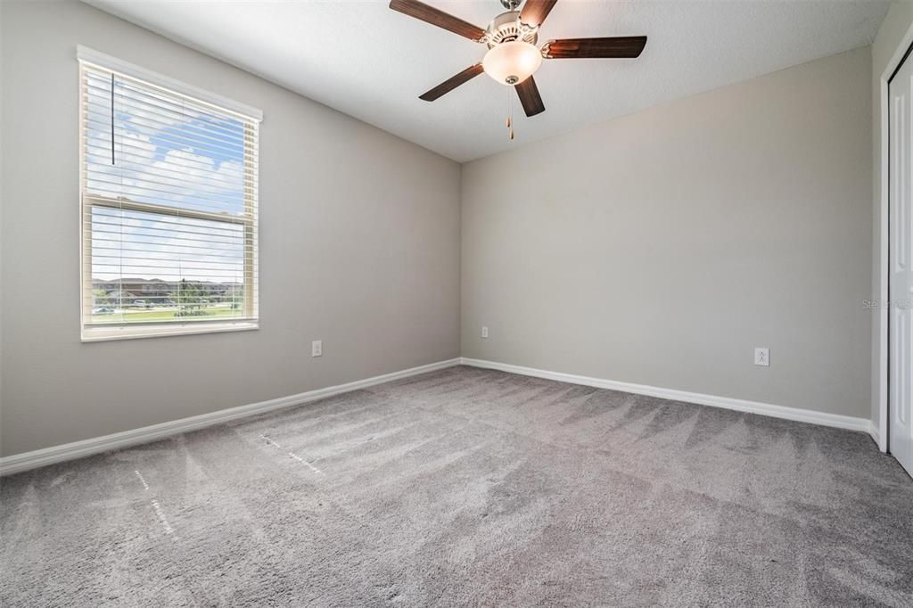 Active With Contract: $2,950 (5 beds, 2 baths, 2415 Square Feet)