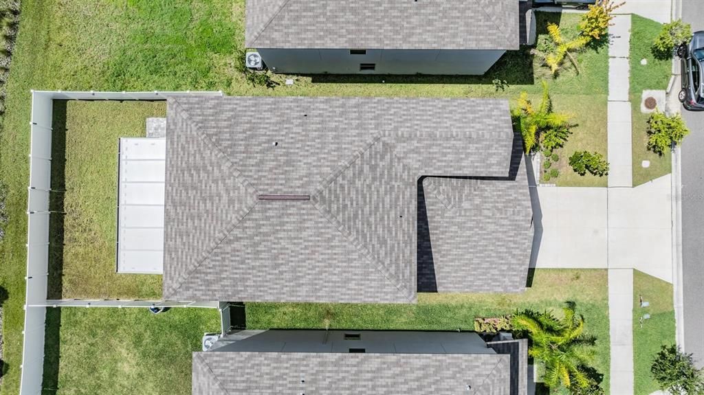 Active With Contract: $2,950 (5 beds, 2 baths, 2415 Square Feet)