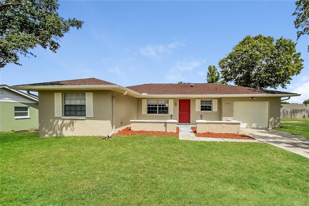 For Rent: $1,735 (3 beds, 2 baths, 1385 Square Feet)