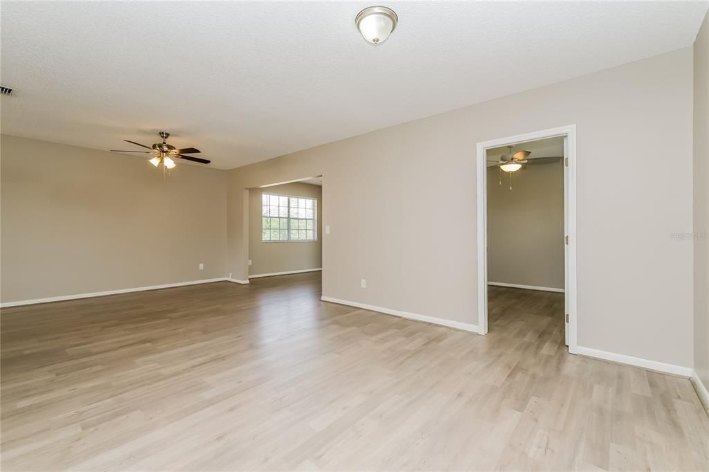 For Rent: $1,735 (3 beds, 2 baths, 1385 Square Feet)
