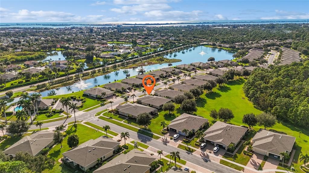 For Sale: $288,000 (2 beds, 2 baths, 1338 Square Feet)