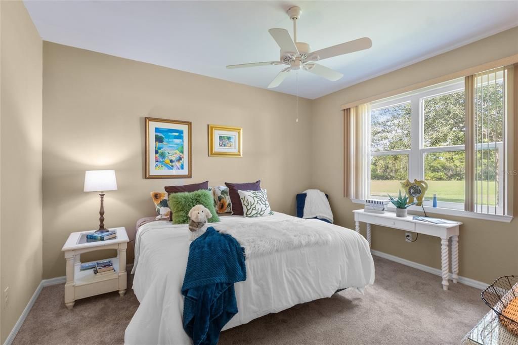 For Sale: $288,000 (2 beds, 2 baths, 1338 Square Feet)