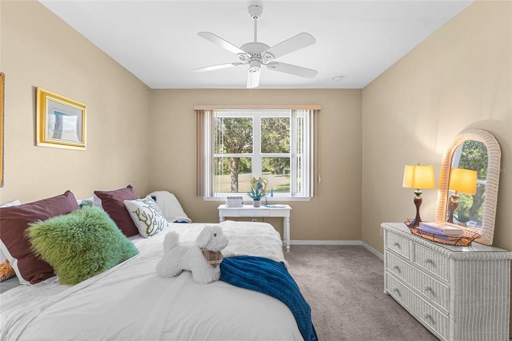 For Sale: $288,000 (2 beds, 2 baths, 1338 Square Feet)