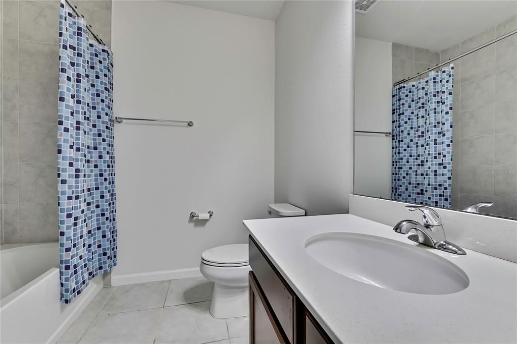 For Sale: $299,900 (3 beds, 2 baths, 1532 Square Feet)