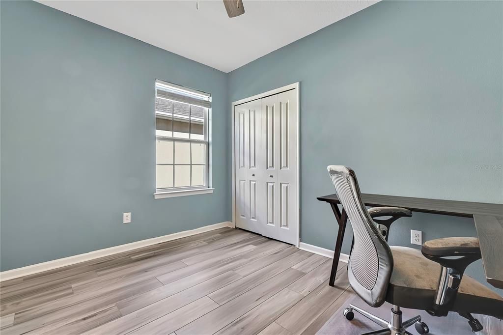 For Sale: $299,900 (3 beds, 2 baths, 1532 Square Feet)