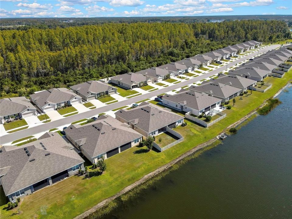 For Sale: $299,900 (3 beds, 2 baths, 1532 Square Feet)