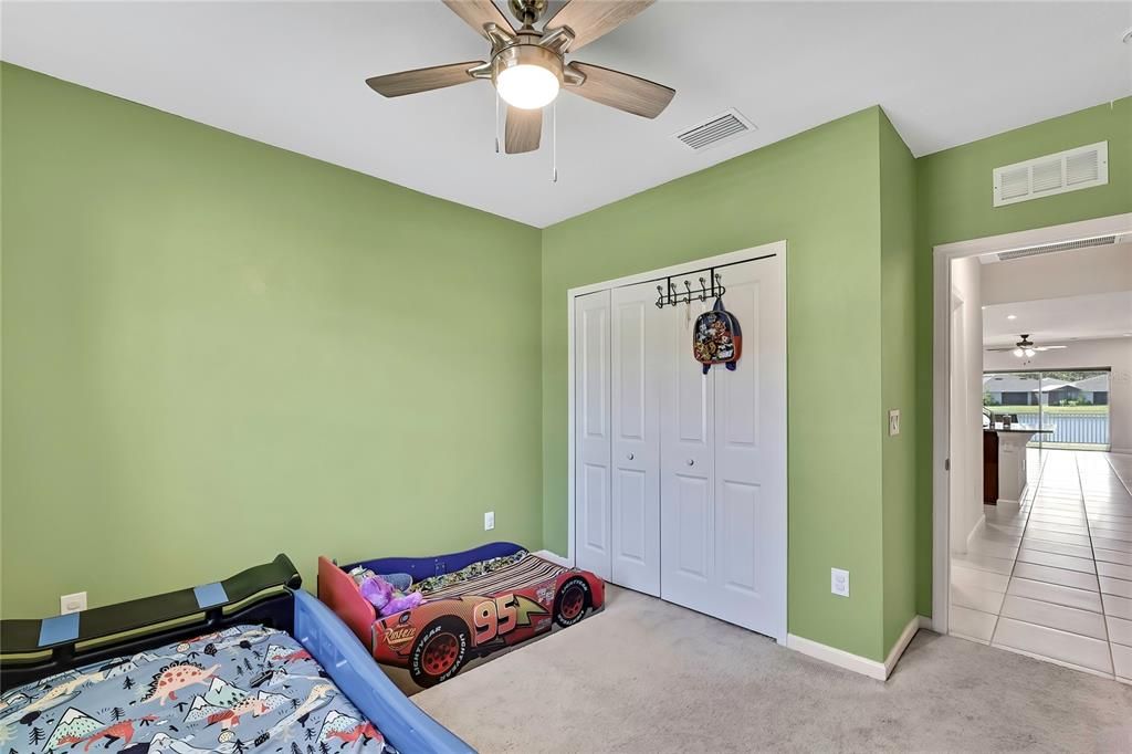 For Sale: $299,900 (3 beds, 2 baths, 1532 Square Feet)