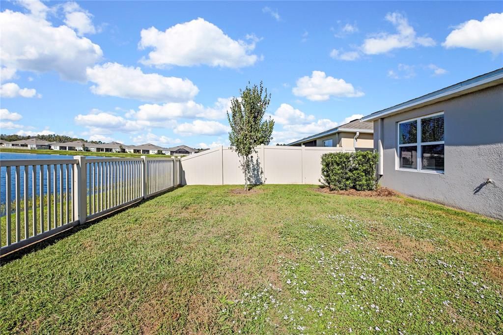 For Sale: $299,900 (3 beds, 2 baths, 1532 Square Feet)