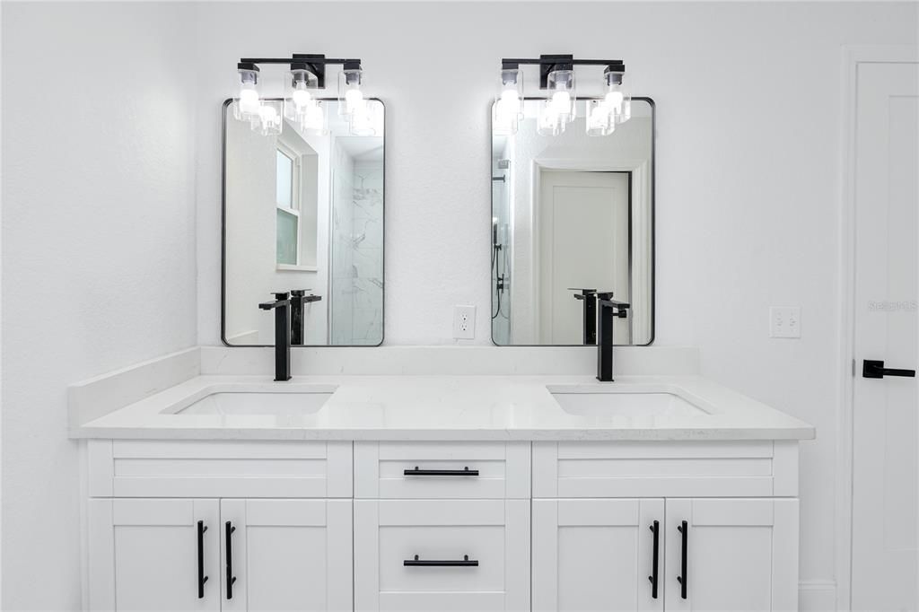 For Sale: $525,000 (3 beds, 2 baths, 1754 Square Feet)