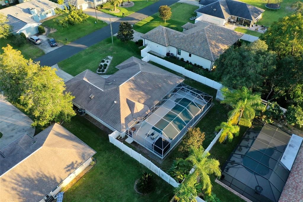 合同活跃: $474,900 (3 贝兹, 3 浴室, 2053 平方英尺)