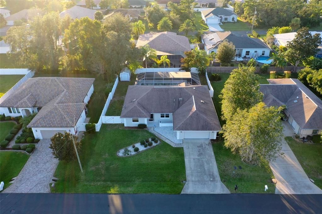 合同活跃: $474,900 (3 贝兹, 3 浴室, 2053 平方英尺)